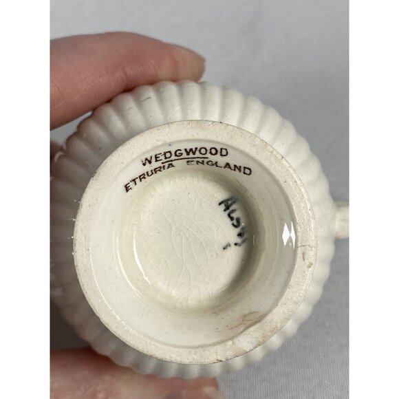 Wedgwood Belmar Demitasse/Espresso Cup Saucer Floral Basket Etruria England - Picture 4 of 10